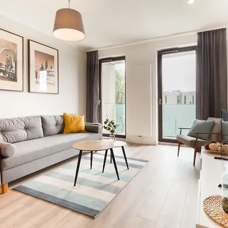 Center Luxury Flair With Free Parking * Cracóvia